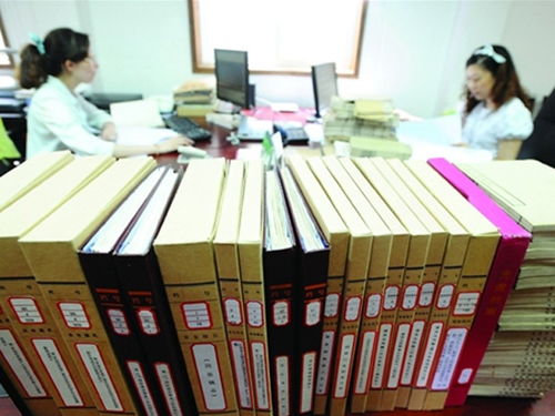 化州市建設(shè)工程檔案規(guī)范整理順利通過南海區(qū)檔案館驗收并開展專項業(yè)務(wù)培訓(xùn)